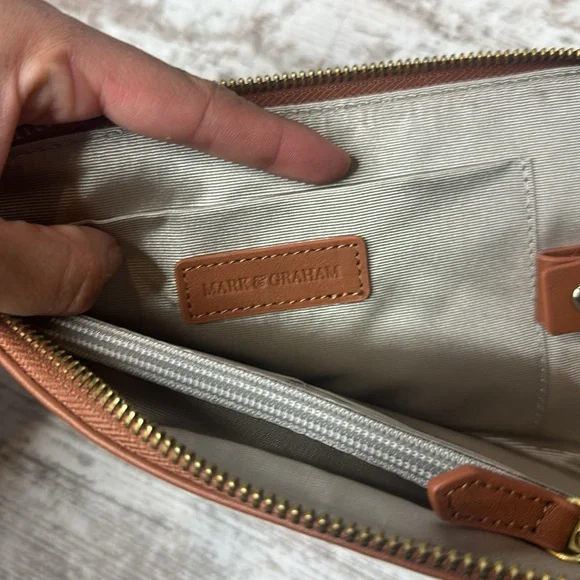 Mark & Graham COMMUTE ZIPPER POUCH - Picture 6 of 7